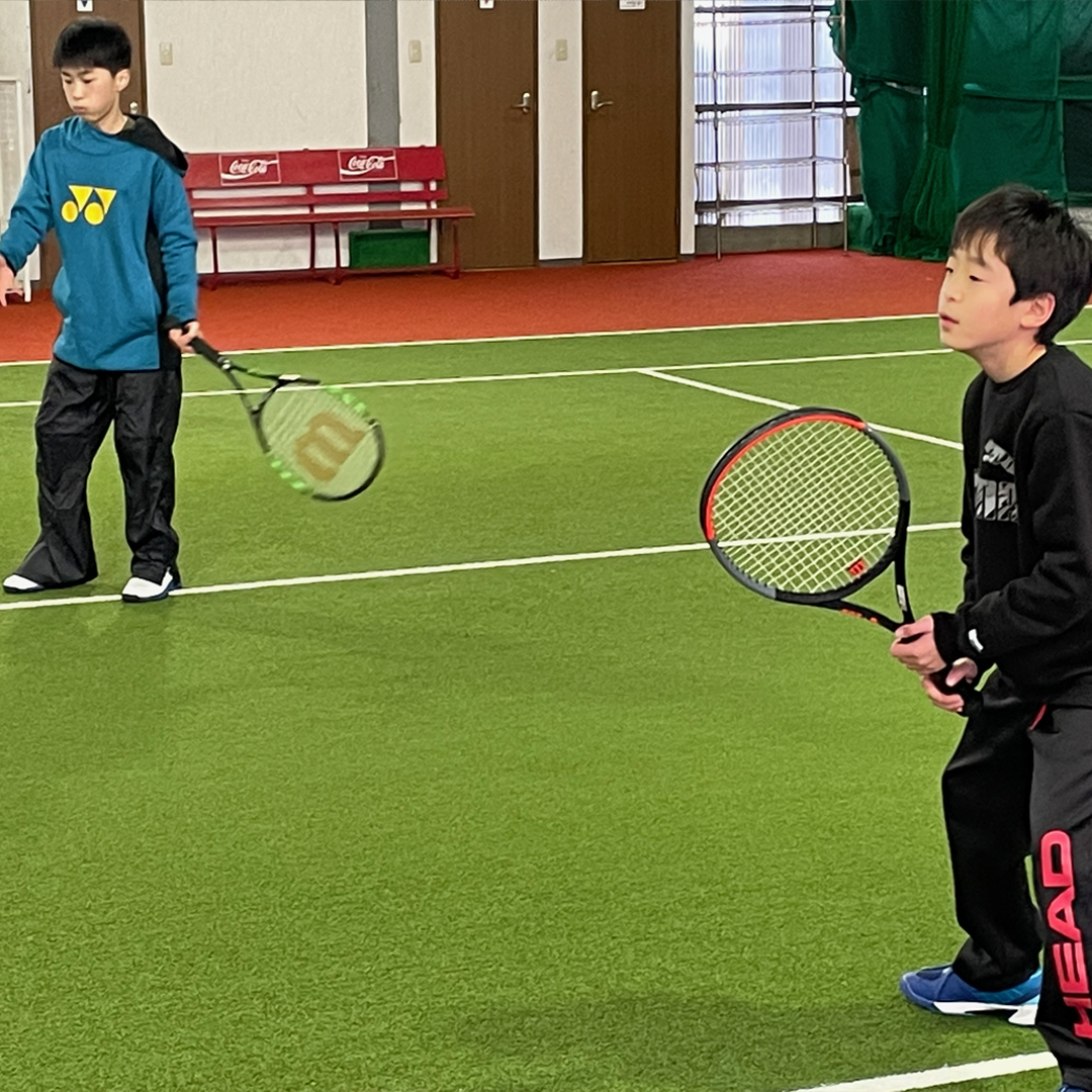 ファンキーテニスアカデミー|ジュニアレギュラーコースのご案内です