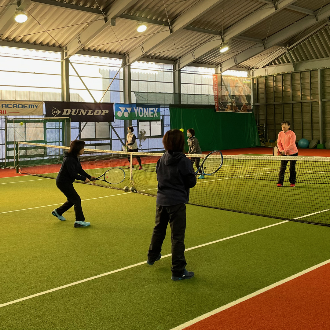 ファンキーテニスアカデミー|各種コースのご案内です