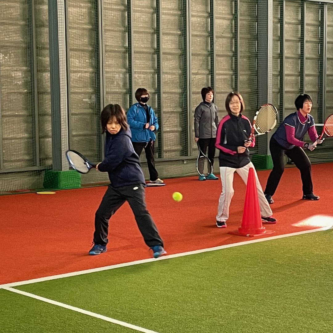 ファンキーテニスアカデミー|各種コースのご案内です